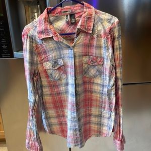 BKE button up plaid shirt from Buckle.
